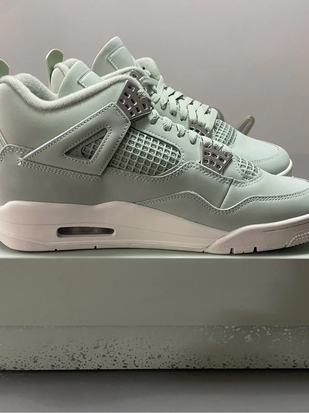 Jordan 4 Retro Men's Sneakers - Seafoam